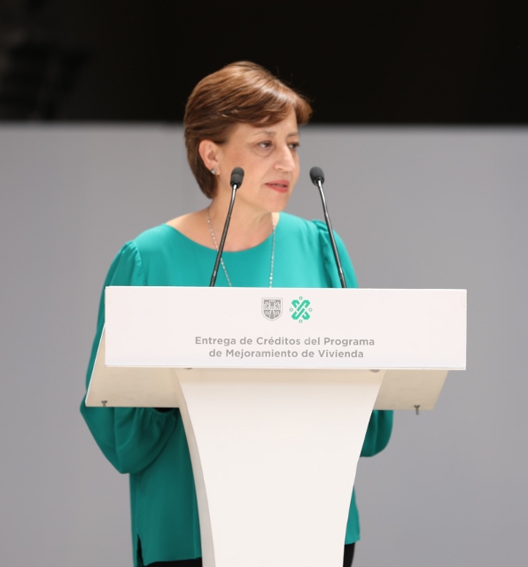 0V7A0992 (596x640).jpg